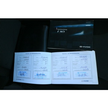 Hyundai i30  Hatchback 2012,  1.4 benzyna - Na sprzedaż za 26 500 zł - Bytom - zdjęcie 9
