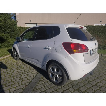 Kia Venga  Hatchback 2010,  1.6 diesel - Na sprzedaż za 16 900 zł - Bielsko-Biała - zdjęcie 7