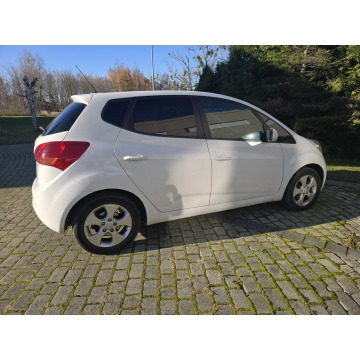 Kia Venga  Hatchback 2010,  1.6 diesel - Na sprzedaż za 16 900 zł - Bielsko-Biała - zdjęcie 9
