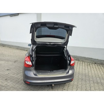 Ford Focus  Hatchback 2011,  1.6 benzyna - Na sprzedaż za 27 894 zł - Rybnik - zdjęcie 9