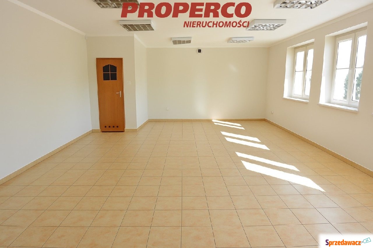 Lokal pow. 43,5 m2, Daleszyce,...