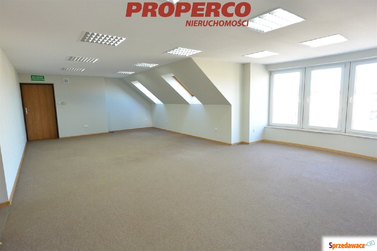 Lokal pow. 51 m2, Daleszyce, Centrum