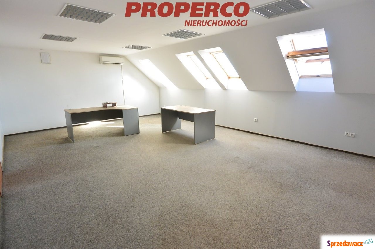 Lokal pow. 44 m2, Daleszyce, Centrum