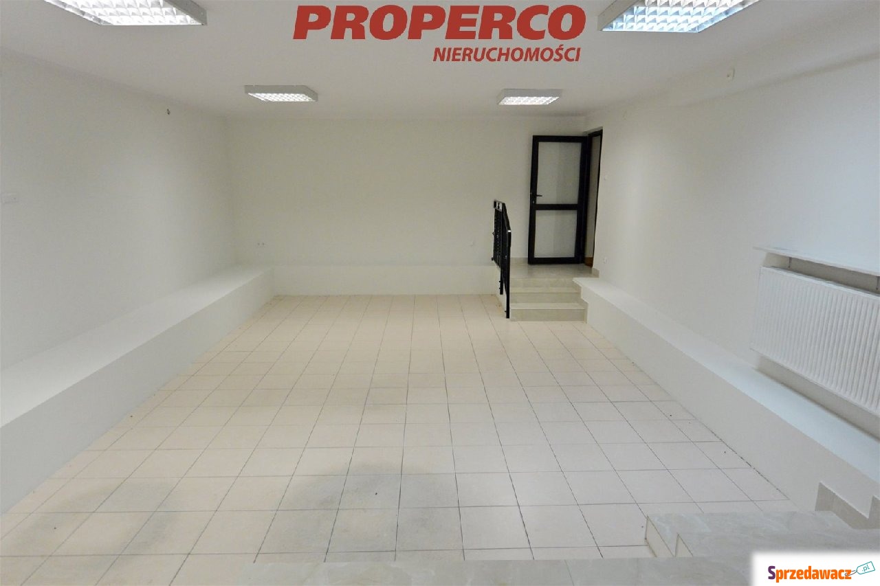 Lokal pow. 54,2m2, Daleszyce, Centrum