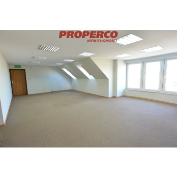 Lokal pow. 51 m2, Daleszyce, Centrum