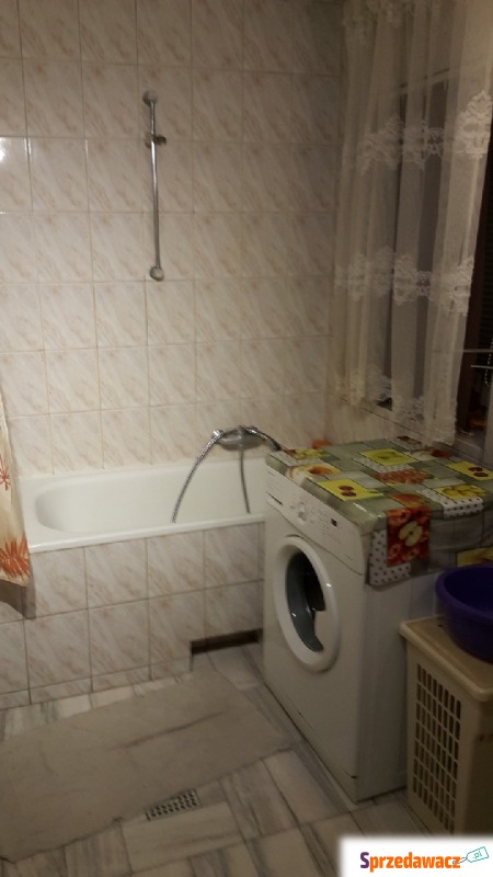 Wynajmę dom Wrocław, Psie Pole -  wolnostojący jednopiętrowy,  pow.  70 m2,  działka:   423 m2