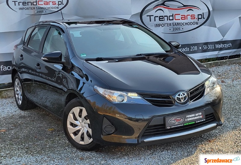 Toyota Auris  Hatchback 2014,  1.3 - Na sprzedaż za 37 990 zł - Wałbrzych