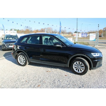 Audi Q5  SUV 2019,  2.0 diesel, automat - Na sprzedaż za 96 899 zł - Warszawa - zdjęcie 5