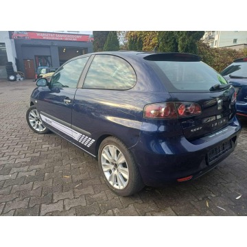 Seat Ibiza  Hatchback 2008,  1.2 benzyna - Na sprzedaż za 5 500,00 zł - Śrem - zdjęcie 3