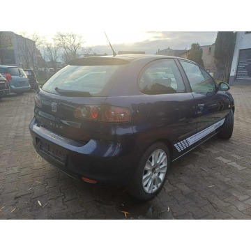 Seat Ibiza  Hatchback 2008,  1.2 benzyna - Na sprzedaż za 5 500,00 zł - Śrem - zdjęcie 4