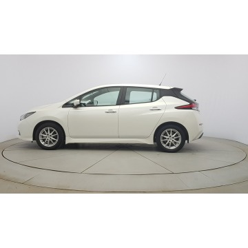 Nissan Leaf  Hatchback 2021 elektryczny, automat - Na sprzedaż za 53 700 zł - Warszawa - zdjęcie 8