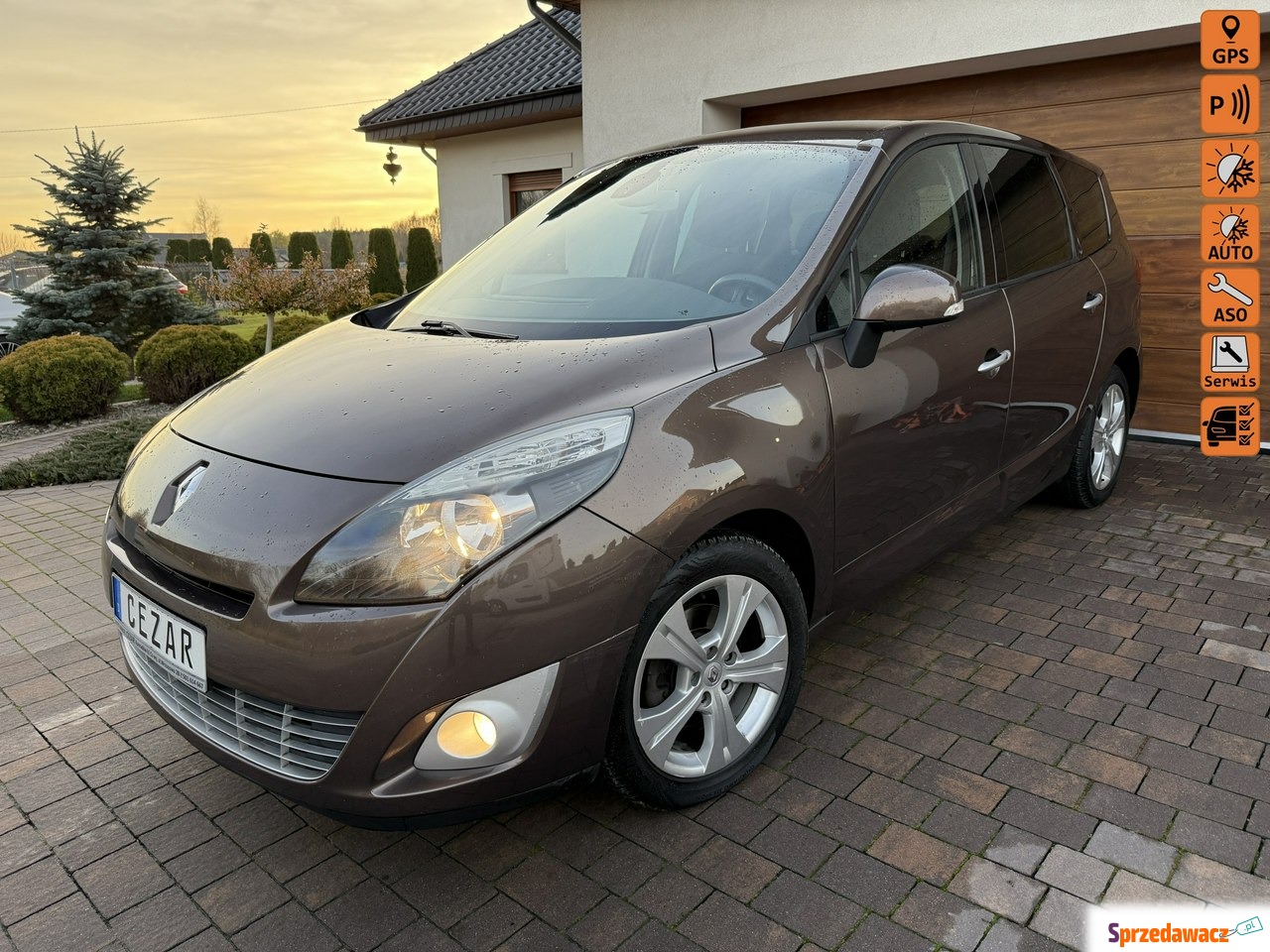Renault Grand Scenic 2011