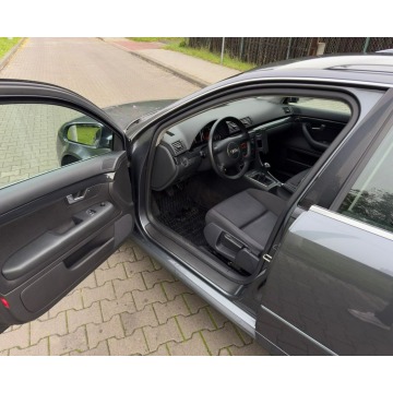 Audi A4 2004,  2.0 benzyna - Na sprzedaż za 12 900 zł - Ruda Śląska - zdjęcie 5