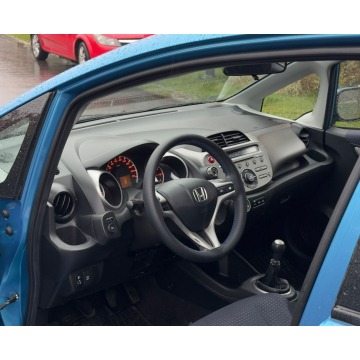 Honda Jazz  Hatchback 2009,  1.2 benzyna - Na sprzedaż za 11 900 zł - Ruda Śląska - zdjęcie 5