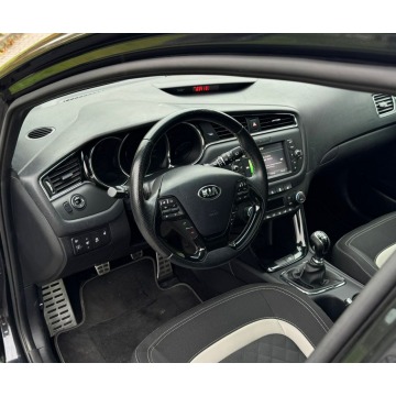 Kia Ceed 2016,  1.6 diesel - Na sprzedaż za 43 000 zł - Ruda Śląska - zdjęcie 10