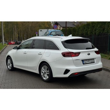 Kia Ceed 2020,  1.6 diesel, automat - Na sprzedaż za 46 900 zł - Ruda Śląska - zdjęcie 5
