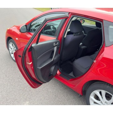 Mazda 3  Hatchback 2011,  1.6 benzyna - Na sprzedaż za 25 000 zł - Ruda Śląska - zdjęcie 8