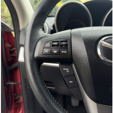 Mazda 3  Hatchback 2011,  1.6 benzyna - Na sprzedaż za 25 000 zł - Ruda Śląska - zdjęcie 12
