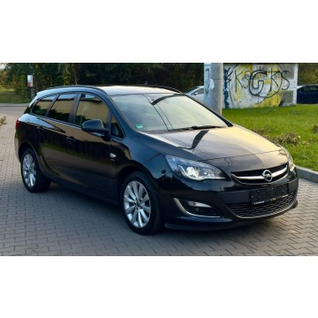 Opel Astra 2013,  1.4 benzyna - Na sprzedaż za 30 000 zł - Ruda Śląska - zdjęcie 3