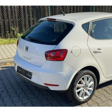 Seat Ibiza  Hatchback 2014,  1.4 benzyna - Na sprzedaż za 29 999 zł - Ruda Śląska - zdjęcie 7