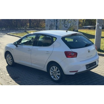 Seat Ibiza  Hatchback 2014,  1.4 benzyna - Na sprzedaż za 29 999 zł - Ruda Śląska - zdjęcie 5