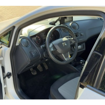 Seat Ibiza  Hatchback 2014,  1.4 benzyna - Na sprzedaż za 29 999 zł - Ruda Śląska - zdjęcie 8