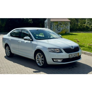 Skoda Octavia  Liftback 2014,  1.2 benzyna, automat - Na sprzedaż za 40 000 zł - Ruda Śląska - zdjęcie 2