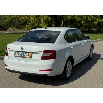 Skoda Octavia  Liftback 2014,  1.2 benzyna, automat - Na sprzedaż za 40 000 zł - Ruda Śląska - zdjęcie 3
