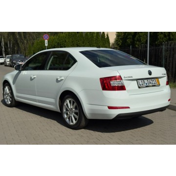 Skoda Octavia  Liftback 2014,  1.2 benzyna, automat - Na sprzedaż za 40 000 zł - Ruda Śląska - zdjęcie 4