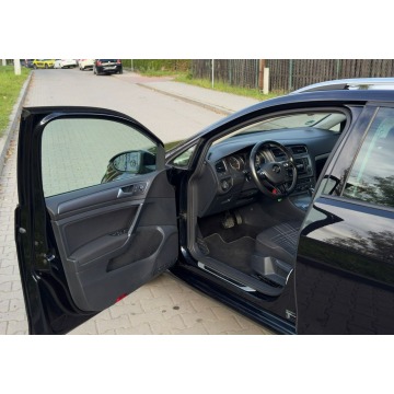 Volkswagen Golf 2016,  1.6 diesel, automat - Na sprzedaż za 39 999 zł - Ruda Śląska - zdjęcie 9