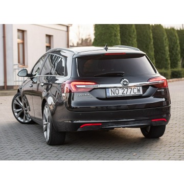 Opel Insignia  Kombi 2014,  2.0 diesel - Na sprzedaż za 26 700 zł - Zwoleń - zdjęcie 2