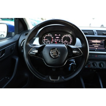 Skoda Fabia  Kombi 2021,  1.0 benzyna - Na sprzedaż za 29 900 zł - Tychy - zdjęcie 12