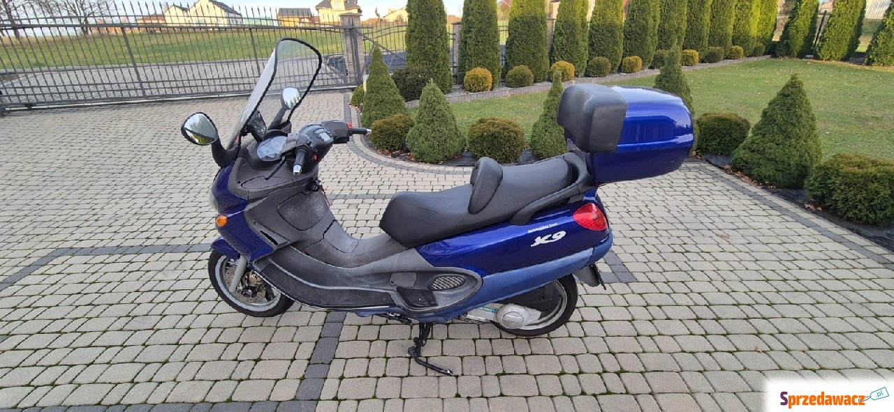 skuter Piaggio x9 125