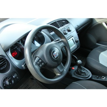 Seat Altea  Hatchback 2006,  1.6 benzyna - Na sprzedaż za 9 999,00 zł - Piła - zdjęcie 9