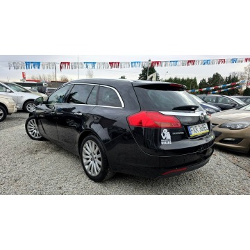 Opel Insignia 2011,  2.0 diesel, automat - Na sprzedaż za 21 800 zł - Świdnica - zdjęcie 9