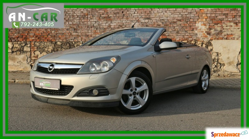 Opel Astra  Kabriolet 2006,  1.6 benzyna - Na sprzedaż za 11 900 zł - Bytom