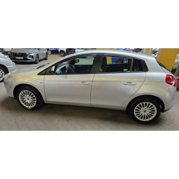 Fiat Bravo  Hatchback 2009,  1.6 diesel - Na sprzedaż za 13 900 zł - Mysłowice - zdjęcie 4