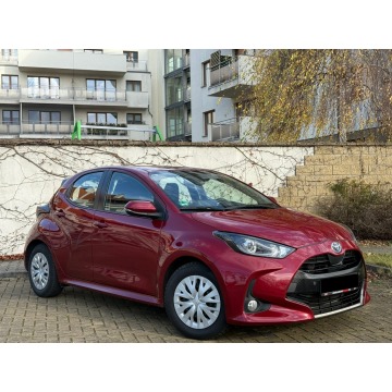 Toyota Yaris  Hatchback 2020,  1.5 benzyna, automat - Na sprzedaż za 64 500 zł - Tarnowskie Góry - zdjęcie 4