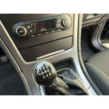 Ford Mondeo 2014,  2.0 diesel - Na sprzedaż za 29 800 zł - Poznań - zdjęcie 8