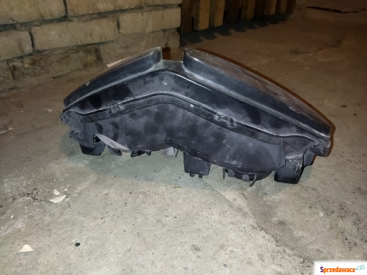 Lampa przednia do motocykla