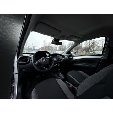 Toyota Aygo  Hatchback 2022,  1.0 benzyna, automat - Na sprzedaż za 54 735 zł - Warszawa - zdjęcie 12