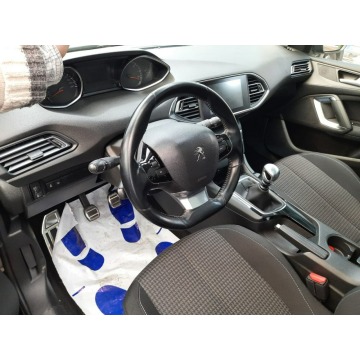 Peugeot 308  Kombi 2016,  1.6 diesel - Na sprzedaż za 29 800 zł - Mysłowice - zdjęcie 8