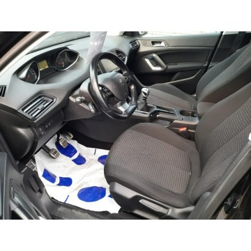 Peugeot 308  Kombi 2016,  1.6 diesel - Na sprzedaż za 29 800 zł - Mysłowice - zdjęcie 9