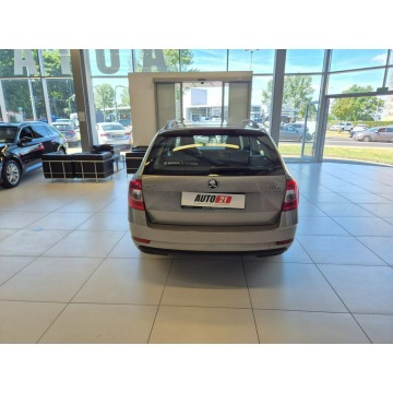 Skoda Octavia 2018,  1.5 benzyna, automat - Na sprzedaż za 47 900 zł - Kraków - zdjęcie 4