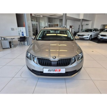 Skoda Octavia 2018,  1.5 benzyna, automat - Na sprzedaż za 47 900 zł - Kraków - zdjęcie 8