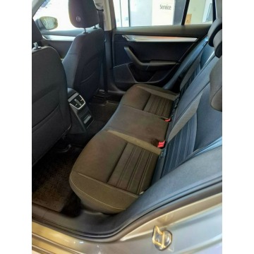 Skoda Octavia 2018,  1.5 benzyna, automat - Na sprzedaż za 47 900 zł - Kraków - zdjęcie 11