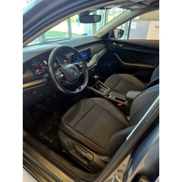 Skoda Octavia  Sedan/Limuzyna 2022,  1.5 benzyna - Na sprzedaż za 61 900 zł - Kraków - zdjęcie 9