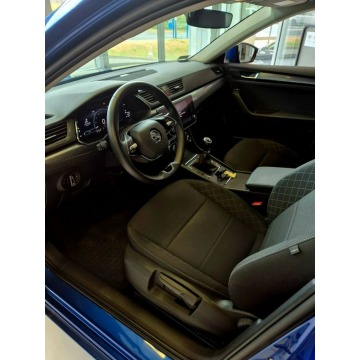 Skoda Superb 2022,  1.5 benzyna - Na sprzedaż za 71 900 zł - Kraków - zdjęcie 10
