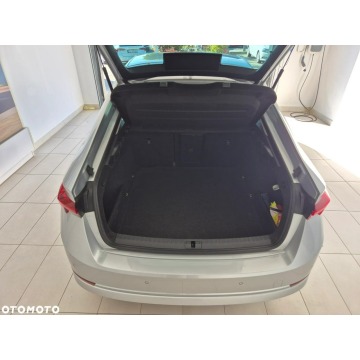 Skoda Octavia  Sedan/Limuzyna 2021,  2.0 diesel - Na sprzedaż za 63 900 zł - Kraków - zdjęcie 8