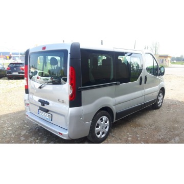 Renault Trafic 2011,  2.0 diesel - Na sprzedaż za 36 900 zł - Jasło - zdjęcie 2